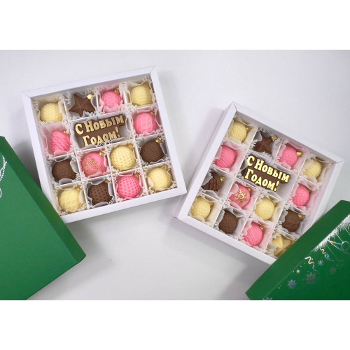 Коробочка новогодних игрушек из шоколада "Вкус радости" Коробочка новогодних игрушек из шоколада "Вкус радости"